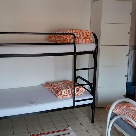 Hostel Easy Пиза Экстерьер фото