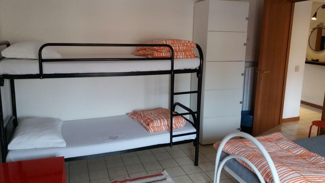 Hostel Easy Пиза Экстерьер фото