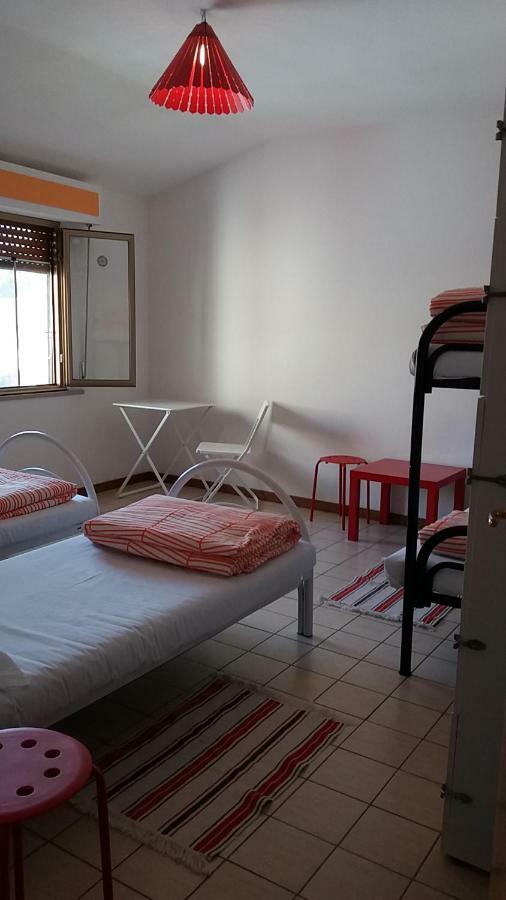 Hostel Easy Пиза Экстерьер фото