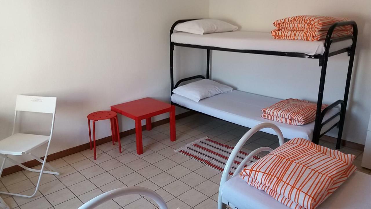 Hostel Easy Пиза Экстерьер фото